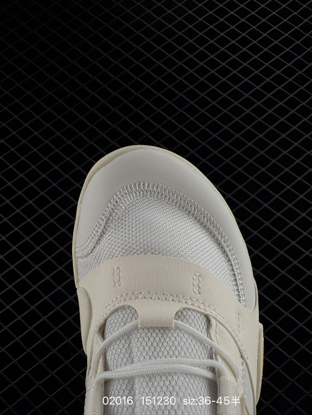 ISSEY MIYAKE x New Balance NB MT10O